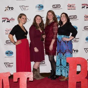 Meet your Posher, Katelyn n scott